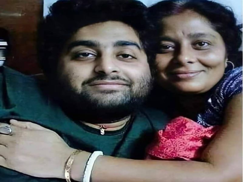Singer Arijit Singh's mother passes away after turning COVID negative