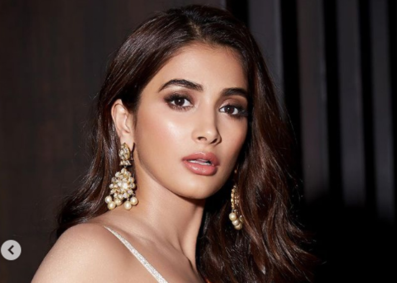 Pooja Hegde stuns fans with her latest Instagram images