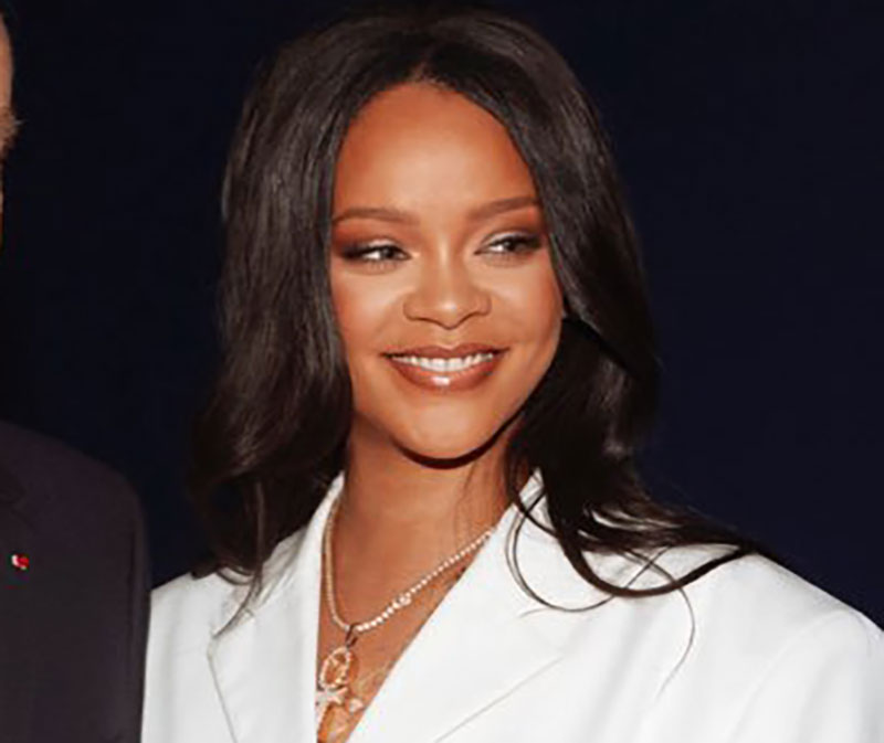 Rihanna accorded status of national hero in Republic of Barbados