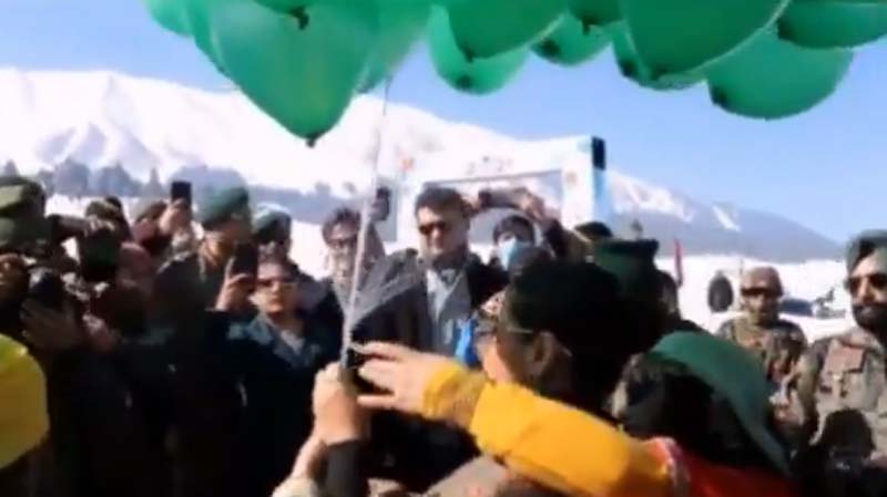 Vidya Balan, Arbaaz Khan visit Jammu and Kashmir to participate in  three-day winter festival