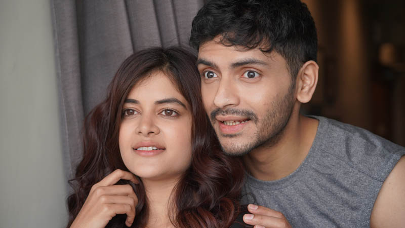 SVF Music releases Anupam Roy's Amar Chalaki featuring Arjun and Madhumita