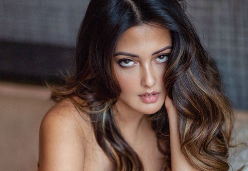 Riya Sen's latest Instagram pic earns over 12,000 likes in less than hour: Check out