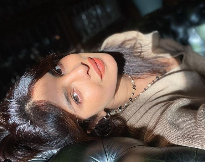 Priyanka Chopra Jonas shares sunkissed selfie  on Instagram, earns appreciations from fans 