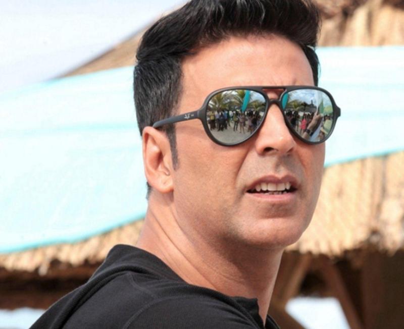 Akshay Kumar tests positive for Covid-19, tweets he will be 'back in action soon'