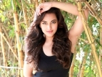 Pure fiction: Sonakshi Sinha rubbishes rumours of NBW
