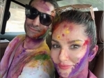 Sunny Leone celebrates Holi with fans, shares videos on Instagram