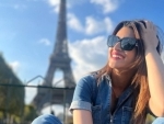 'Dilwale' Kriti Sanon says 'Bonjour' from Paris, check out her images