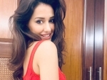 Disha Patani shares gorgeous picture on social media, fans shower love