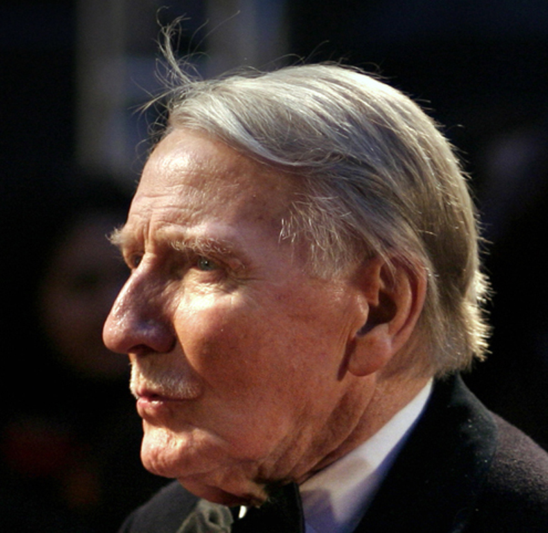 Actor Leslie Phillips, who was voice of Sorting Hat in Harry Potter films, dies