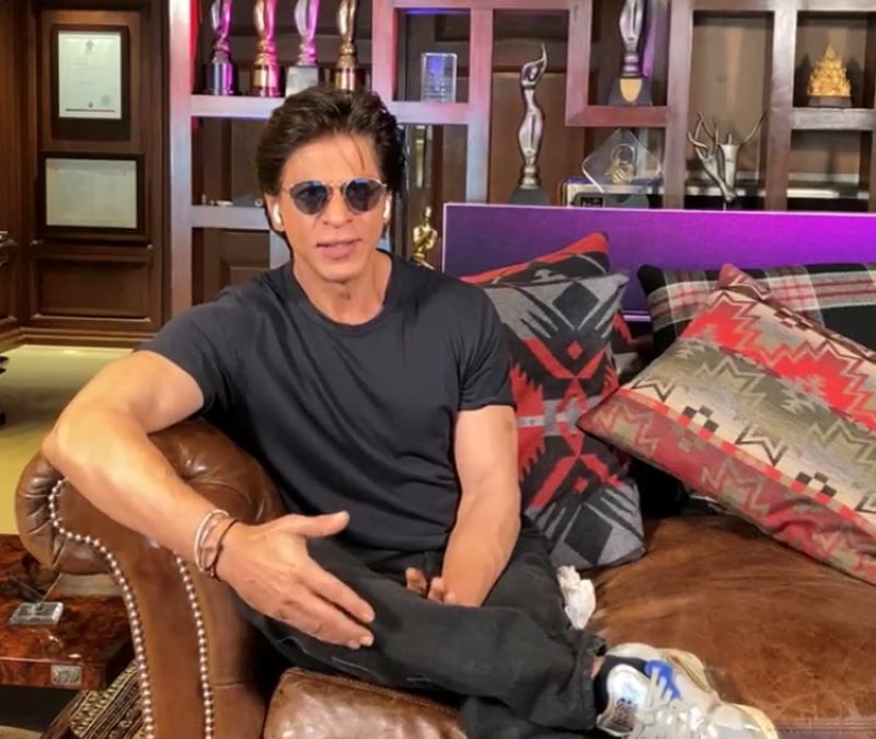 Shah Rukh Khan completes 30 years in cinema: 5 highlights from 'Pathaan' actor's Instagram live