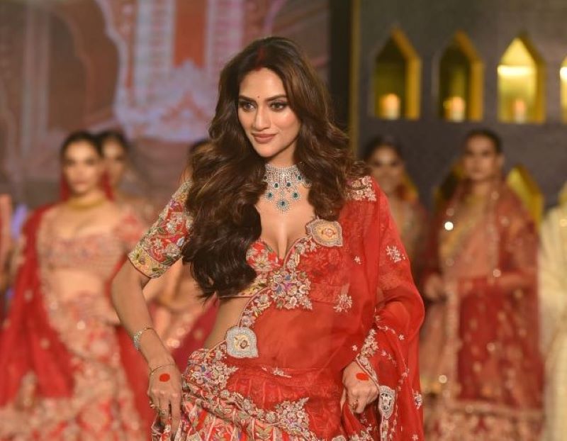 Do you know what Nusrat Jahan prefers to wear at a wedding ceremony in hurry?