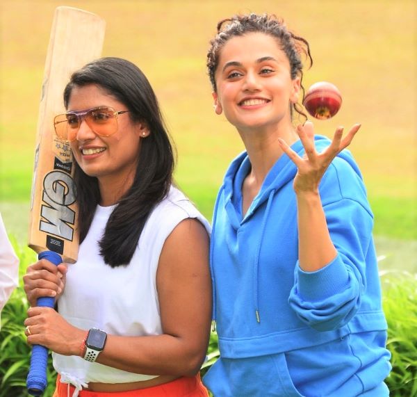 Mithali Raj and Taapsee Pannu at the Eden Gardens 
