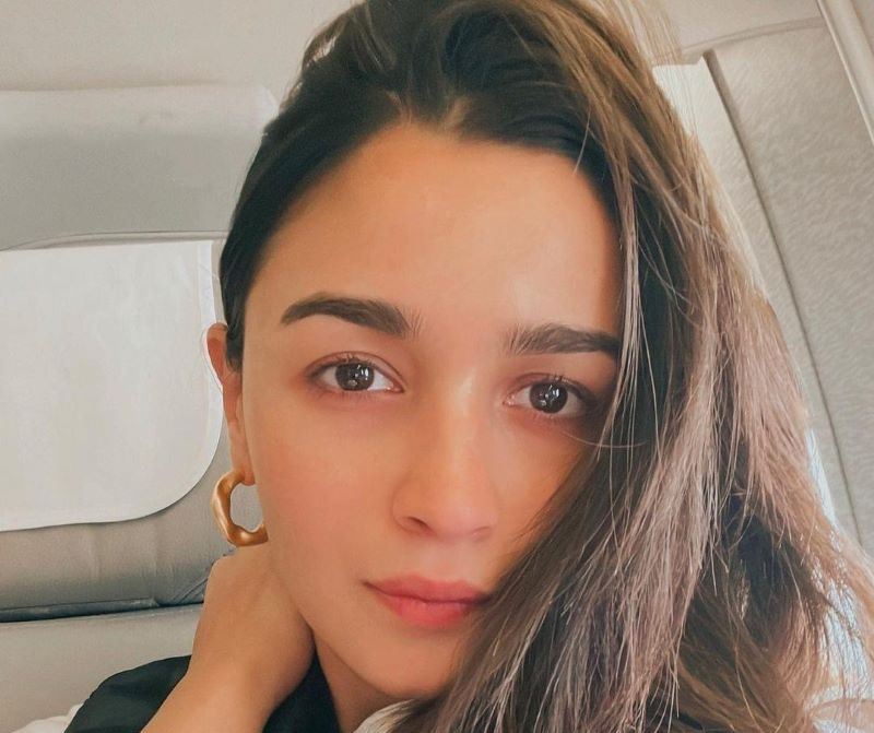 Alia Bhatt flies to Hollywood for debut film Heart of Stone, shares her 'nervousness' on social media