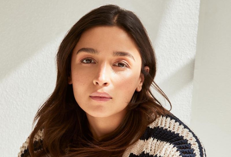 Alia Bhatt shares 'cosy' picture online, don't miss it