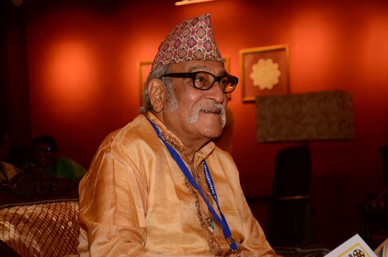 Mohan Agashe to produce late Sumitra Bhave's last work on 'elderly singles'