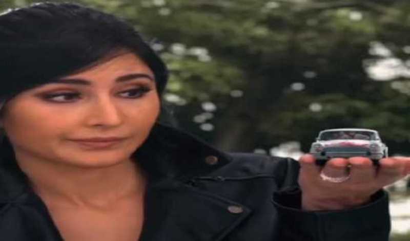 Katrina Kaif troubles Siddhant, Ishaan in new video of ‘Phone Bhoot’