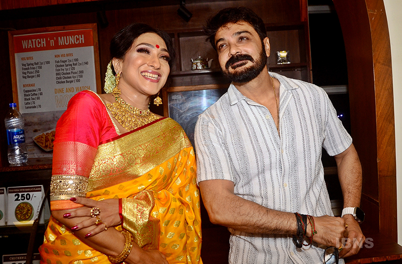 Rituparna Sengupta is an era by herself, says Prosenjit Chatterjee at 'Datta' premiere