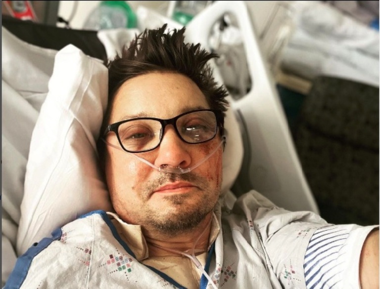 Jeremy Renner celebrates his 52nd birthday in hospital, thanks medical staff
