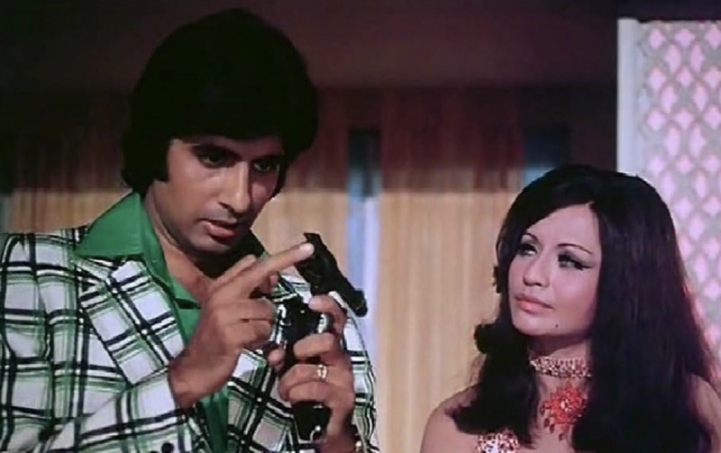 Amitabh Bachchan and Helen in a scene in Don. 