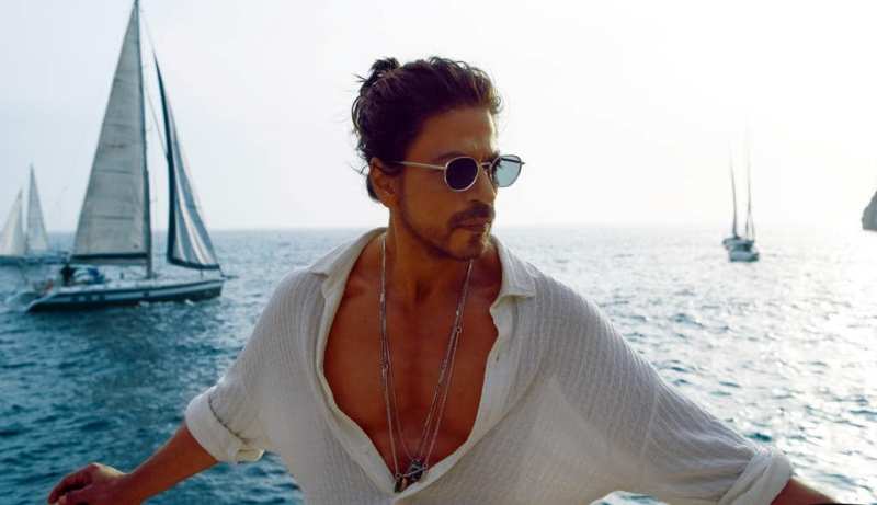Did you know SRK is the fourth richest actor worldwide? Find out here