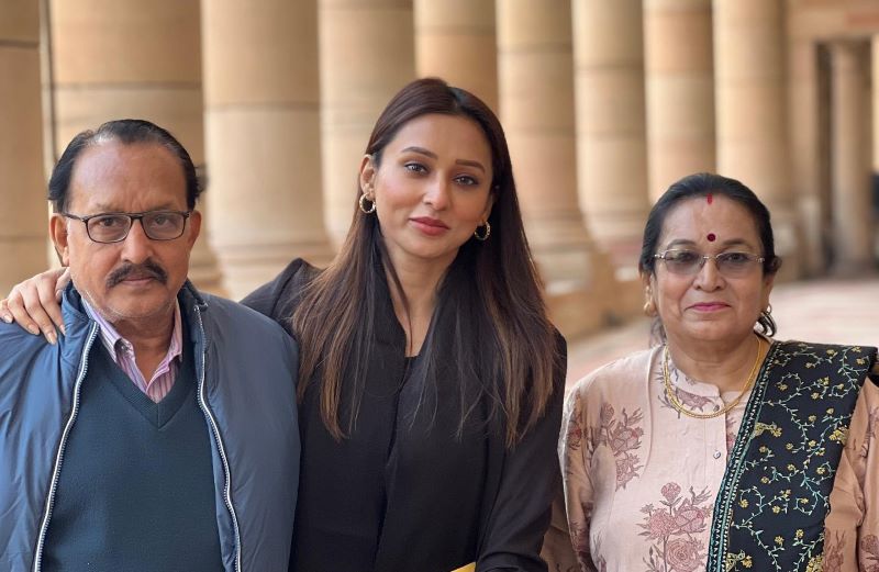 Mimi Chakraborty attends Parliament with parents on budget day. See pics