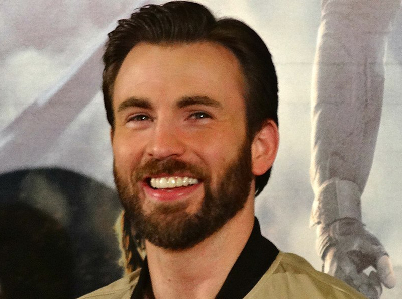 Captain America star Chris Evans is now married, ties knot with Alba Baptista