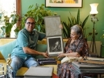 Waheeda Rehman donates personal film memorabilia to Film Heritage Foundation for preservation