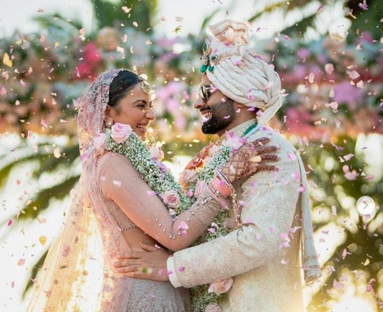 Rakul Preet Singh marries beau Jackky Bhagnani in a dreamy ceremony in Goa