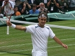 French Open: Djokovic, Federer reach third round