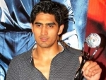 Vijender Singh makes pro boxing debut with a win over Sonny Whiting 