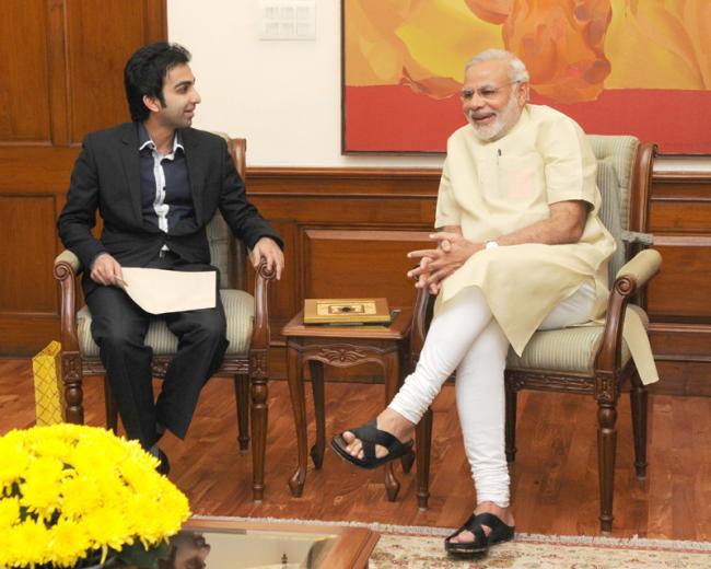Pankaj Advani meets Narendra Modi 