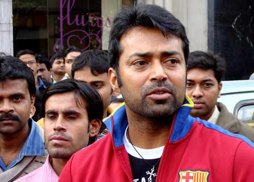 Paes-Nestor defeated in first round clash of Barcelona Open