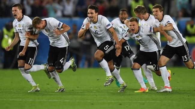 Germany finally defeat Italy to stride into semis