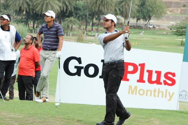Ajeetesh Sandhu carries one-shot advantage into last round of Golconda Masters 