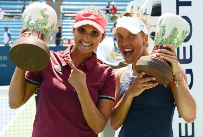 Sania Mirza beats Martina Hingis, lifts Cincinnati Open Women's Double title