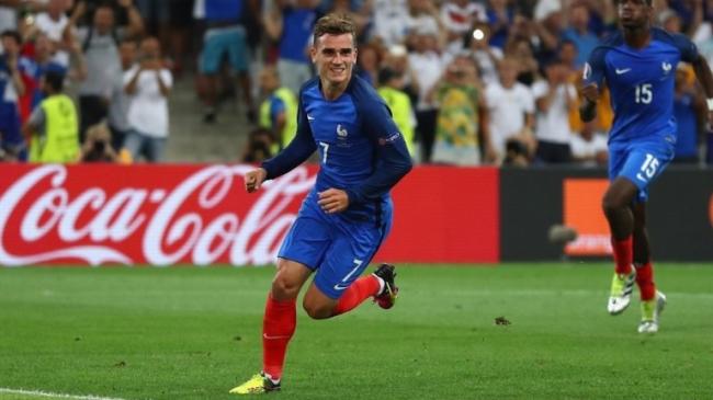 Griezmann double takes France through to final