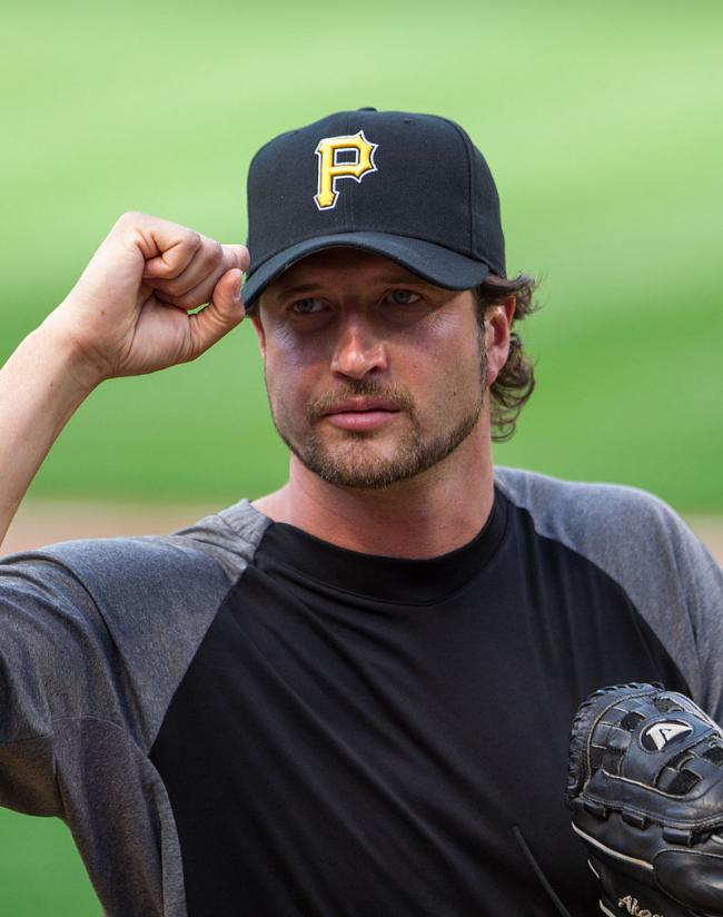 Undeterred by loss, Jason Grilli dreams to end his career with Toronto Blue Jays