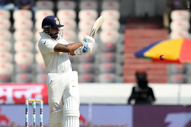 Pujara departs for 83, Vijay eyeing another Test hundred