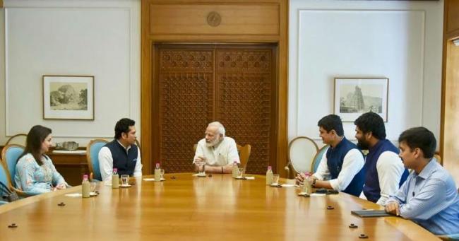 Sachin Tendulkar meets PM Modi to seek blessing for biopic on him