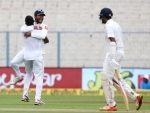 Kolkata Test: Sri Lanka 165/4 at stumps on Day 3, trail India by seven runs