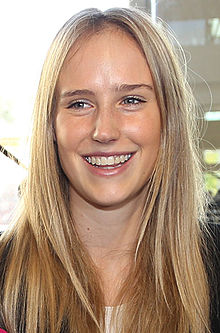 Ellyse Perry moves up to career-best rankings