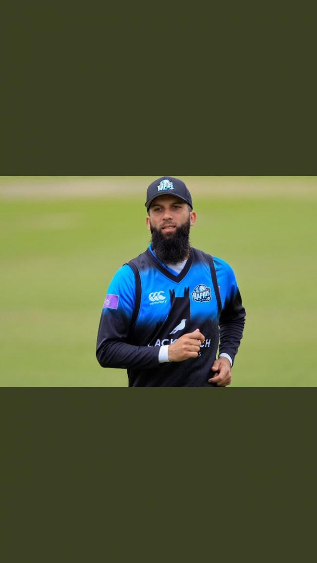 Moeen Ali signs new five year contract Worcestershire
