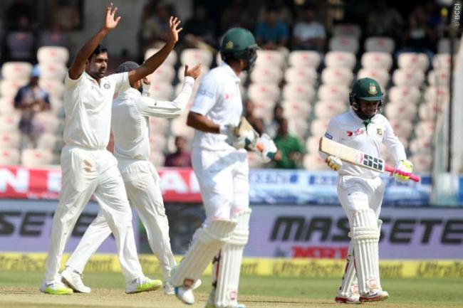 One-off Test: Mahmudullah holds fort, India five away from another win