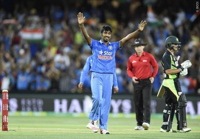 Jasprit Bumrah lashes out at Jaipur police's innovative hoarding on his 'no ball'
