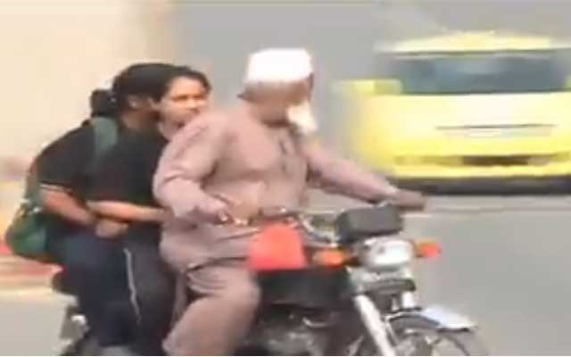 Pakistani woman cricketer returns home on motorbike