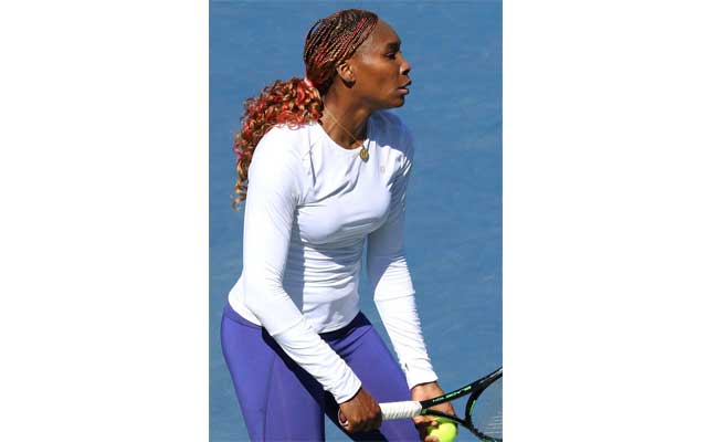 Venus Williams reaches French Open third round