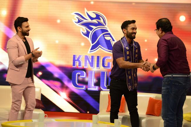 SRK welcomes Dinesh Karthik as KKR skipper for next IPL season 