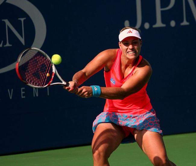 Angelique Kerber beats Maria Sharapova to reach Australian Open fourth round