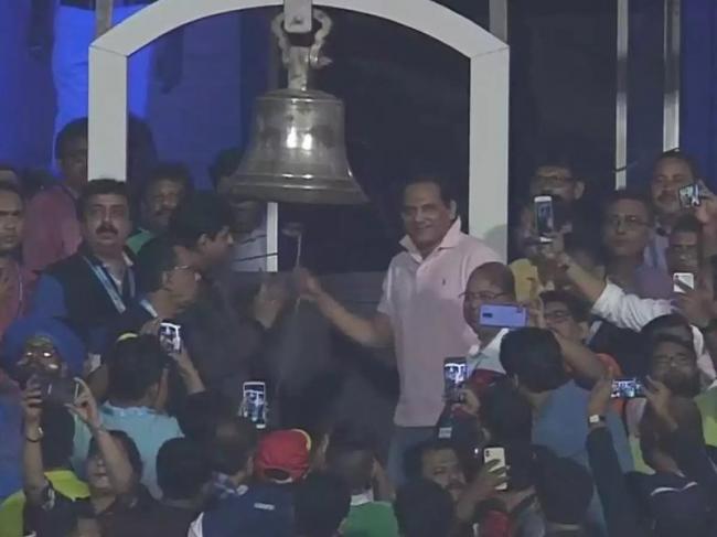 Gautam Gambhir hits out at cricket administrators over Azhar's ringing of Eden bell