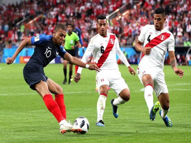 FIFA World Cup: France beat Peru 1-0 to reach last 16